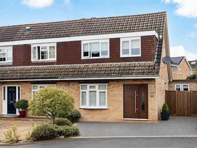 Harpenden AL5 3 bed semi detached house to rent £2,650 pcm £612 pw
