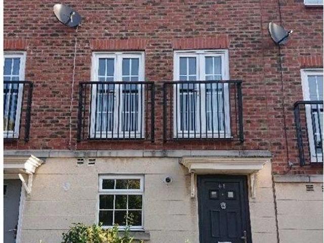 Harper Close, Grays RM16, 3 bed terraced house to rent, £1,985 pcm | PrimeLocation