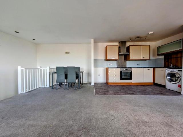 Harper Mill, Ashton under Lyne, OL6 2 bed apartment to rent £1,100 pcm £254 pw