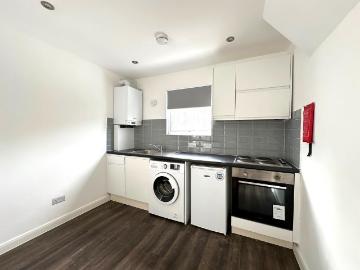 Harringay Road, London N15 Studio to rent £1,150 pcm £265 pw
