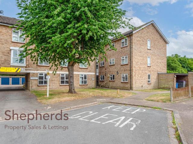 Harrington Court, Hertford Heath, Hertford SG13, 2 bed flat to rent, £1,500 pcm | PrimeLocation