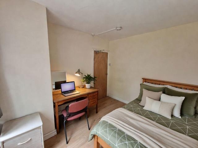 Harrington Drive, Nottingham NG7, 6 bed shared accommodation to rent, £542 pcm | PrimeLocation