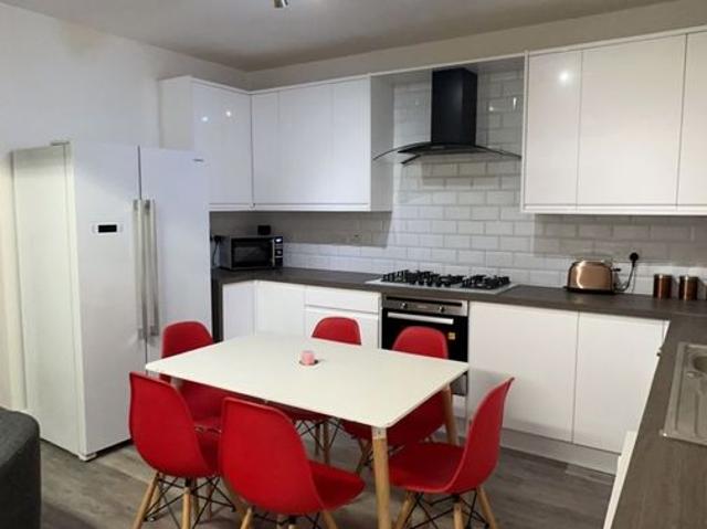 Harrington Drive, Nottingham NG7, 6 bed shared accommodation to rent, £737 pcm | PrimeLocation