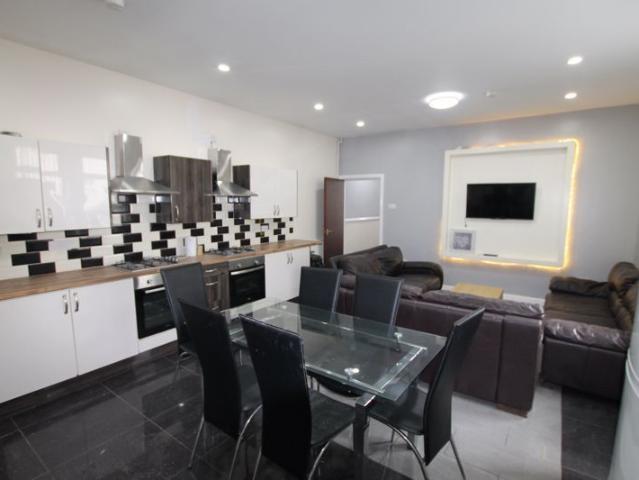 Harriet Street, Cardiff CF24, 8 bed semi detached house to rent, £4,500 pcm | PrimeLocation