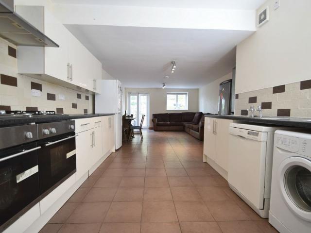 Harriet Street, Cathays CF24, 10 bed terraced house to rent, £5,250 pcm | PrimeLocation