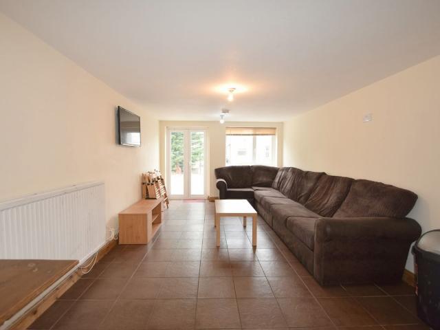 Harriet Street, Cathays CF24, 7 bed terraced house to rent, £3,500 pcm | PrimeLocation