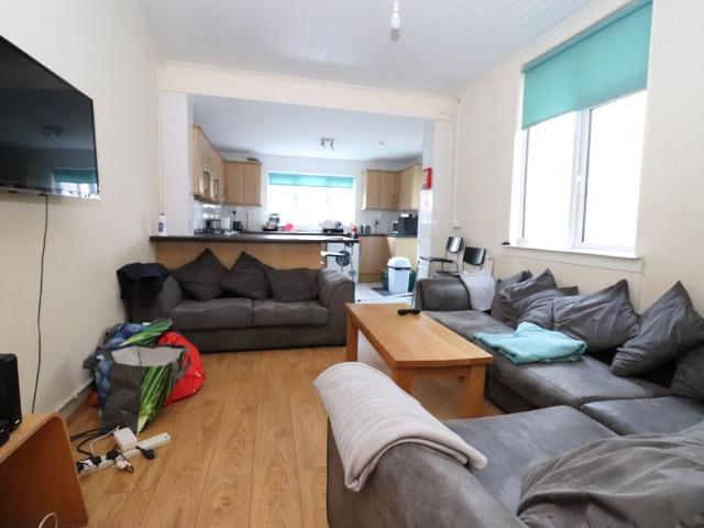 Harriet Street, Cathays CF24, 7 bed terraced house to rent, £3,780 pcm | PrimeLocation
