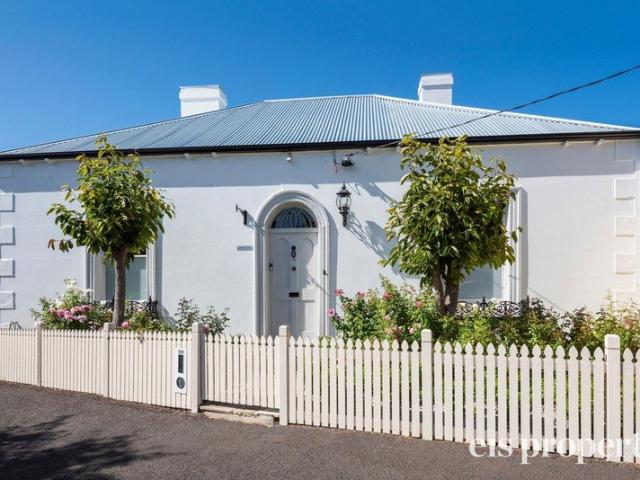Harriette House c1841 A Blue Chip Heritage Home