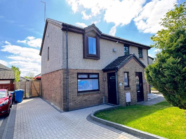 Harris Close, Glasgow G77 3 bed semi detached villa to rent £1,600 pcm £369 pw