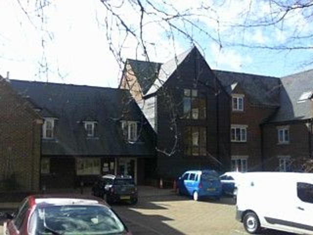 Harris Close, Lambourn RG17, 1 bed flat to rent, £1,006 pcm | PrimeLocation