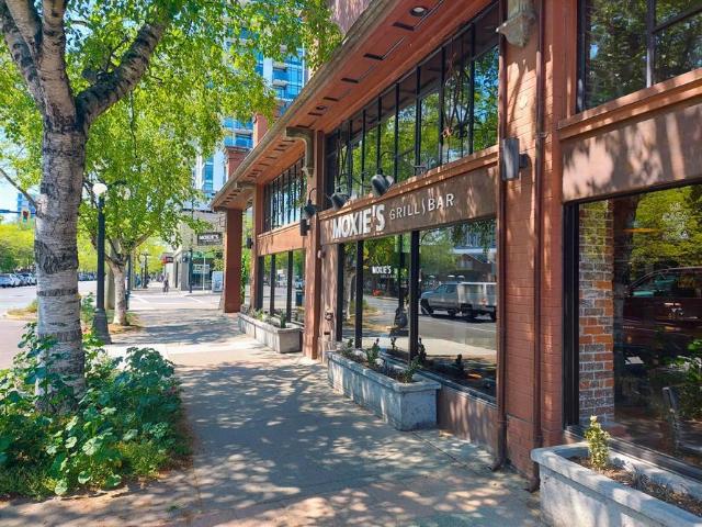 Harris Green Court Retail Apartment for Rent