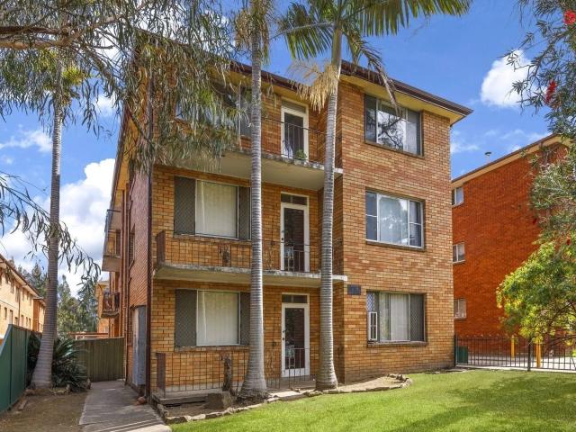 Harris Park, 3/16 Wigram Street