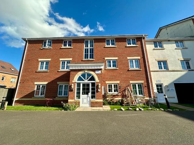 Harris Road, Doncaster DN3, 2 bed property to rent, £775 pcm | PrimeLocation