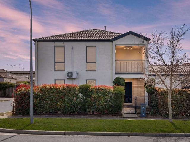 Harrison, 7 Moonlight Avenue