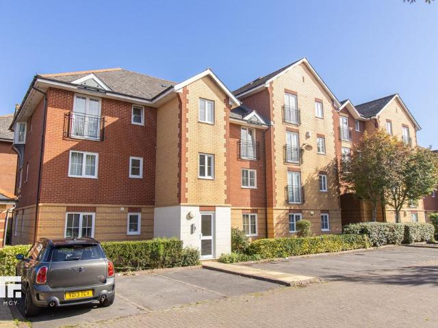 Harrison Way, Cardiff Bay, CF11 7PE 2 bed flat to rent £995 pcm £230 pw