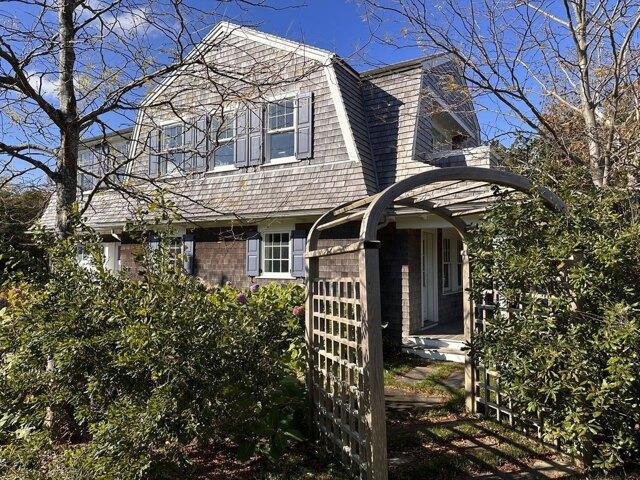 Harrison Ave, Oak Bluffs, Home For Sale