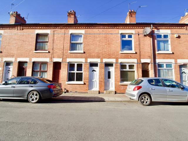 Harrison Road, Leicester LE4, 2 bed terraced house to rent, £1,075 pcm | PrimeLocation