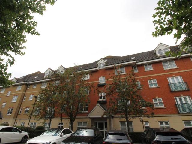 Harrisons Wharf, Purfleet on Thames. 2 bed flat to rent £1,500 pcm £346 pw