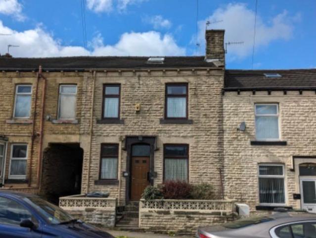Harrogate Street, Bradford BD3, 2 bed terraced house to rent, £800 pcm | PrimeLocation