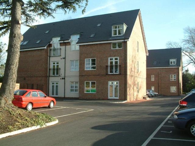 Harrow Court, Harrow Road 1 bed flat to rent £625 pcm £144 pw
