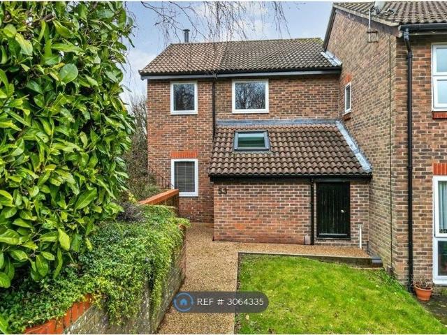 Harrow Down, Winchester SO22, 3 bed end terrace house to rent, £2,000 pcm | PrimeLocation