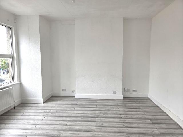 Harrow HA1, 2 bed flat to rent, £1,800 pcm | PrimeLocation