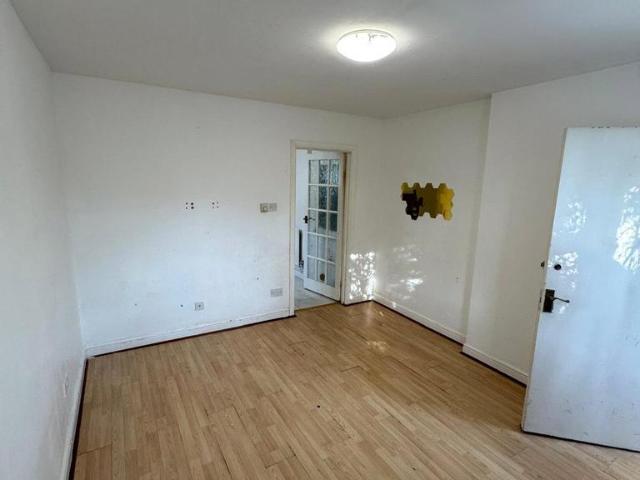 Harrow, London HA2 2 bed apartment to rent £1,699 pcm £392 pw