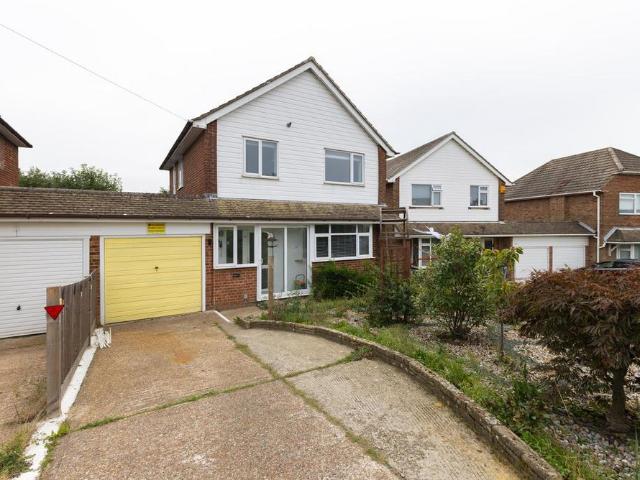 Harrow Lane, St. Leonards On Sea TN37 3 bed detached house to rent £1,700 pcm £392 pw