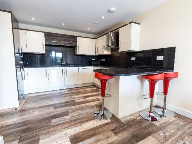 Harrow Street, Sheffield S11, 3 bed flat to rent, £511 pppm | PrimeLocation