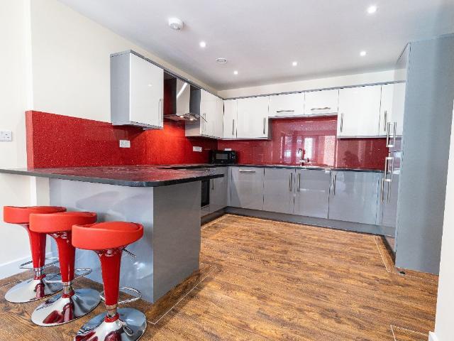 Harrow Street, Sheffield S11, 3 bed flat to rent, £516 pppm | PrimeLocation