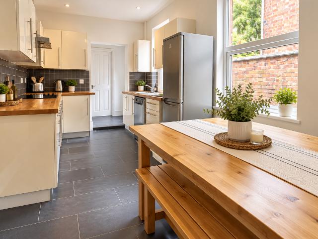 Harrow Road, West End, Leicester LE3, 4 bed shared accommodation to rent, £1,647 pcm | PrimeLocation