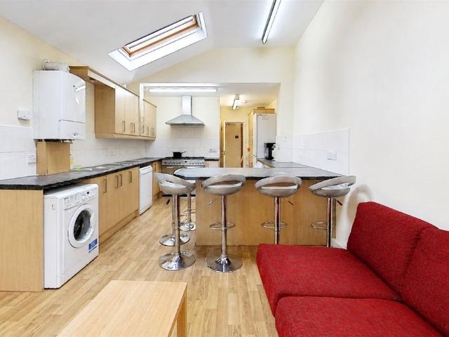 Harrow Road, Birmingham B29, 5 bed shared accommodation to rent, £542 pcm | PrimeLocation