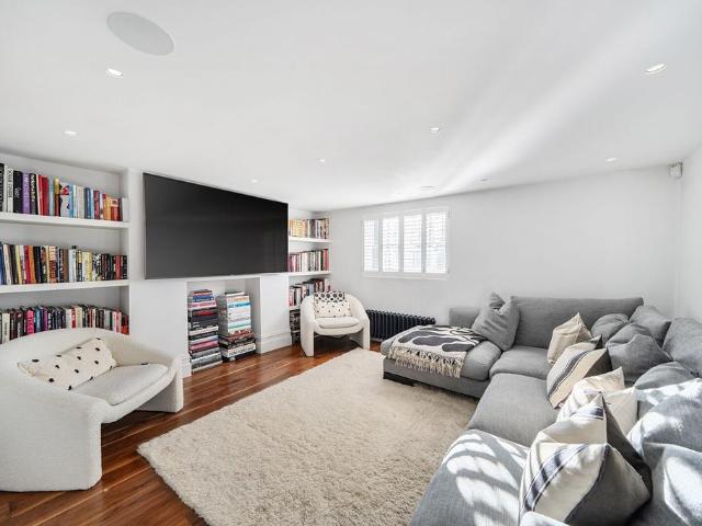 Harrow Road, Kensal Rise, London, NW10 4 bed house to rent £6,998 pcm £1,615 pw