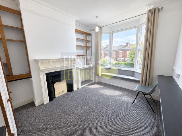 Harrow Road, Leicester LE3, 2 bed flat to rent, £800 pcm | PrimeLocation
