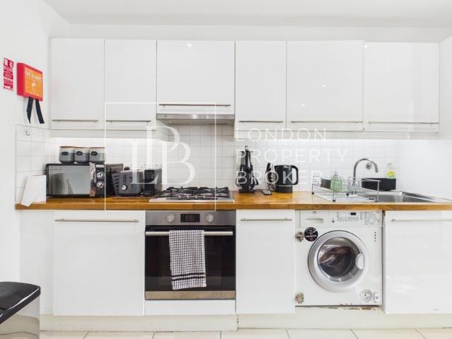 Harrow Road, London W10, 1 bed flat to rent, £2,200 pcm | PrimeLocation