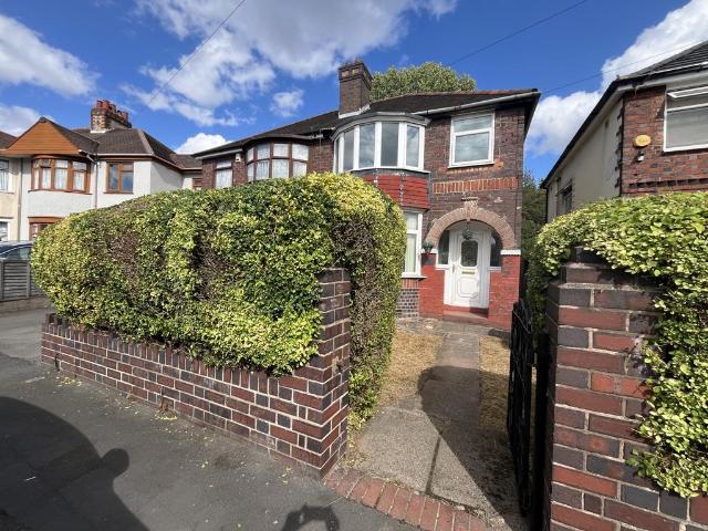Harrowby Place, Willenhall, WV13 2RA 3 bed semi detached house to rent £1,045 pcm £241 pw