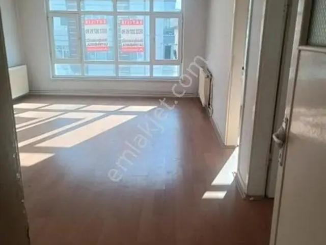 Hastane Metro Yanı Satılık 3+1 Daire 120m²