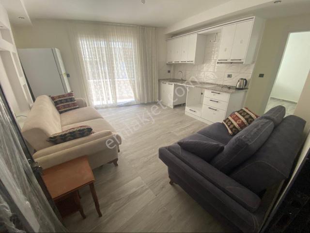 Hastane Mevkii 1+1 Eşyalı