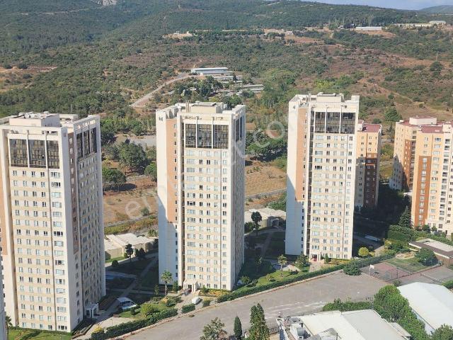 Metro Hastane,adliye,e5 Yanı Uprise Elite De Harika Konumlu 1+1