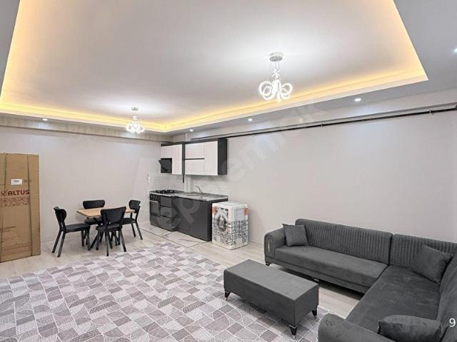 HASTANE ARKASI SIFIR EŞYALI GENİŞ 1+1 LÜKS DAİRE İSBAY EMLAK