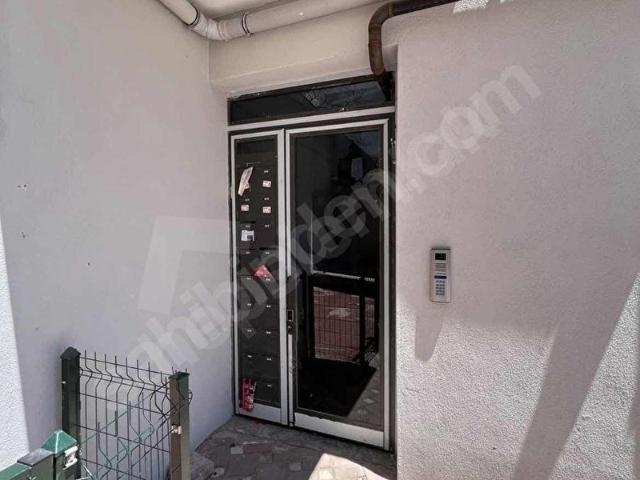 HASTANE ARKASINDA SIFIR 1+1 ARAKAT EMSALSİZ SATILIK DAİRE !