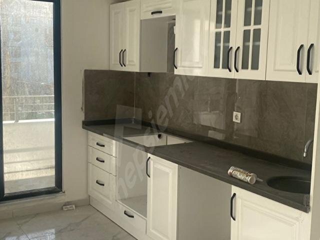 Hastane cad.arka sokağında sıfır 2+1 Kiralık Daire