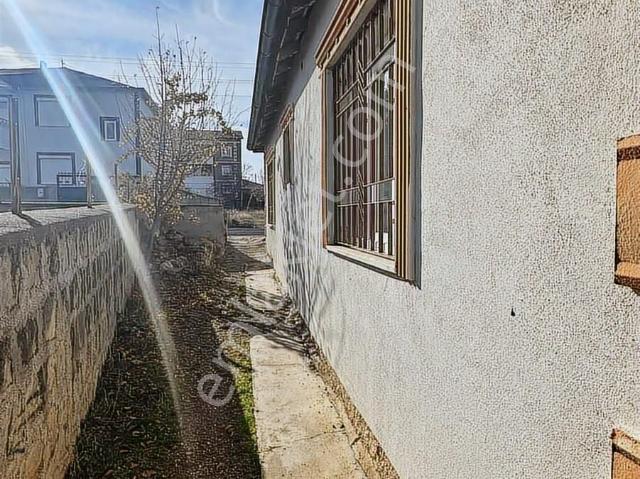 Hastane Caddesine Yakın Satılık Müstakil