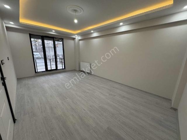 Hastane, Kaymakamlık Karşısı 2+1 Kiralık Yüksek Giriş Daire