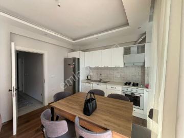 Hastane Yakını Havuzlu Sitede Eşyalı 1+1