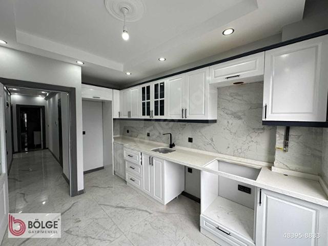 HASTANE YAKINI FEVZİ ÇAKMAK MH. SIFIR 2+1 90M LÜKS ARAKAT DAİRE
