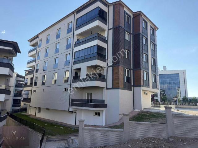 Hastane Yanı Satılık 1+1 Daire