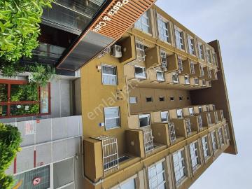 Hastaneler Cad Otoparklı, Butik Apt Balkonlu,temiz 3+1/135m²