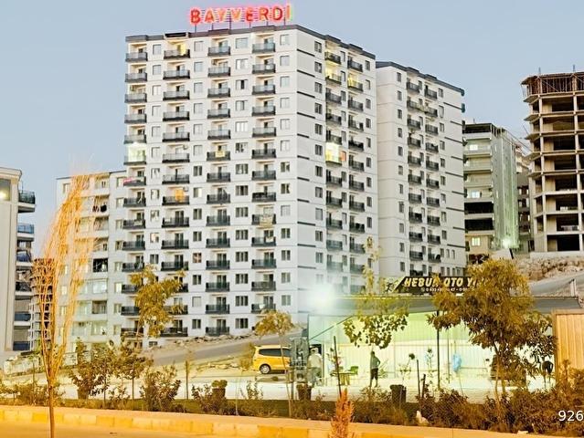 HASTANENİN YANI SATILIK SIFIR EŞYALI 1+1 DAİRE İSBAY EMLAK'TA