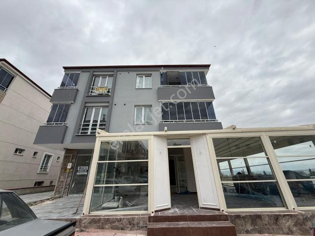 Hastahane Acil Karşısı 2+0 Satılık Daire